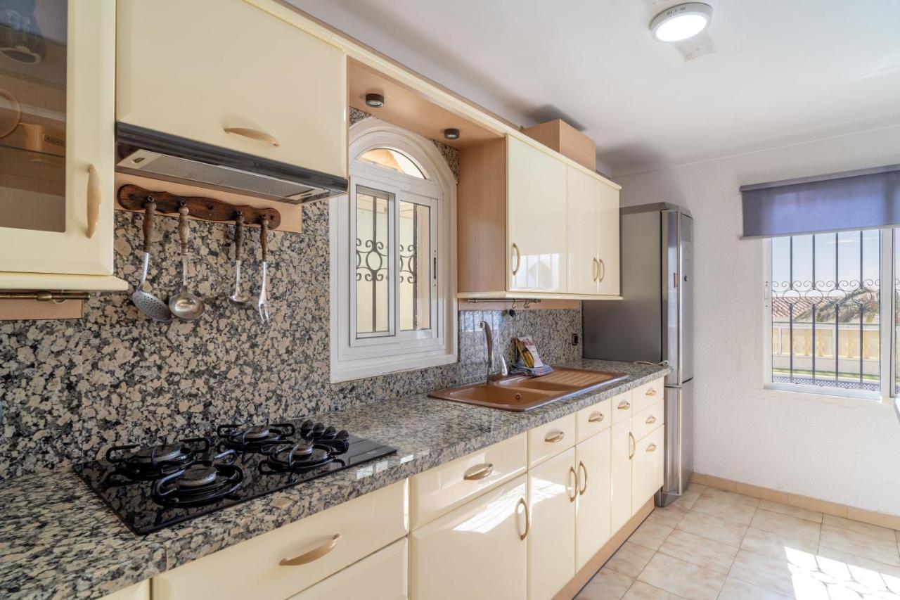 Villa Kenny Private Pool Casasol Нерха Екстериор снимка